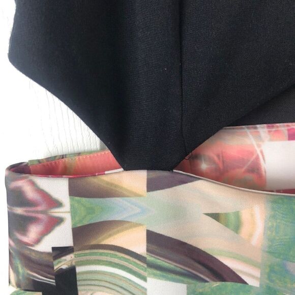 Honey B’s Cut Out Dress Size 1XL - Picture 4 of 8